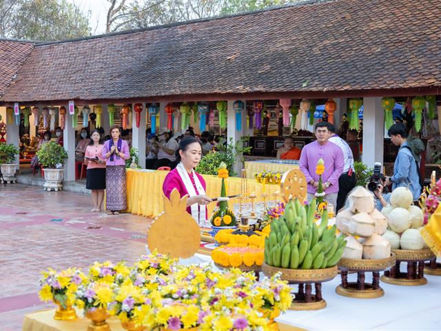 คณะศิลปศาสตร์ ได้เข้าร่วมโครงการ “ประเพณีแห่ผ้าห่มพระธาตุจอมทอง” ประจำปี ๒๕๖๖