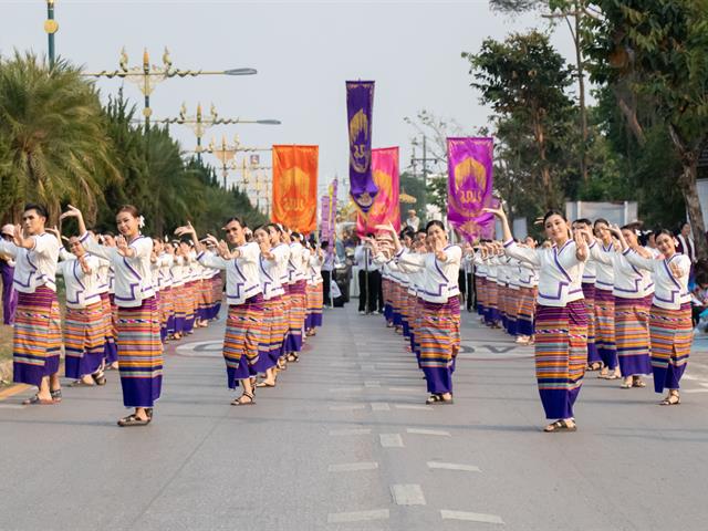 คณะศิลปศาสตร์ ได้เข้าร่วมโครงการ “ประเพณีแห่ผ้าห่มพระธาตุจอมทอง” ประจำปี ๒๕๖๖