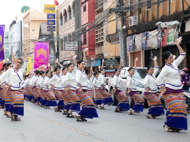 คณะศิลปศาสตร์ ได้เข้าร่วมโครงการ “ประเพณีแห่ผ้าห่มพระธาตุจอมทอง” ประจำปี ๒๕๖๖