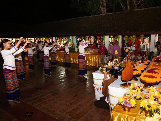 มหาวิทยาลัยพะเยา สืบสานประเพณีแห่ผ้าห่มพระธาตุจอมทอง ประจำปี 2566