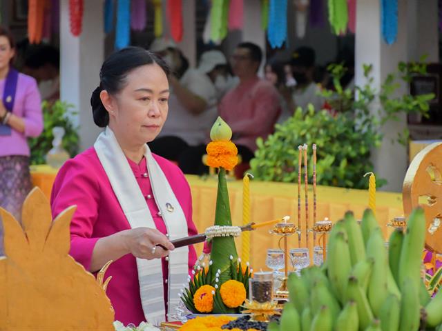ประเพณีแห่ผ้าห่มพระธาตุจอมทอง มหาวิทยาลัยพะเยา ประจำปี ๒๕๖๖