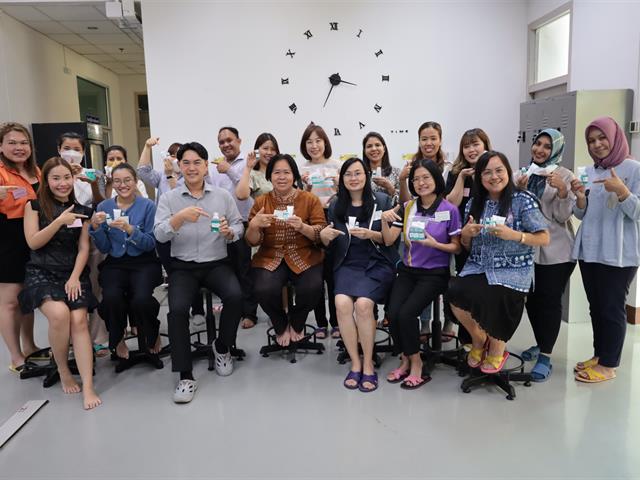 คณะเภสัชศาสตร์ ร่วมกับบริษัท Jebsen & Jessen Ingredients (T) co.,ltd จัดอบรมสัมมนาเชิงปฏิบัติการในหัวข้อ Innovation Raw Material and Technology for Oral Care and Hair Color Product
