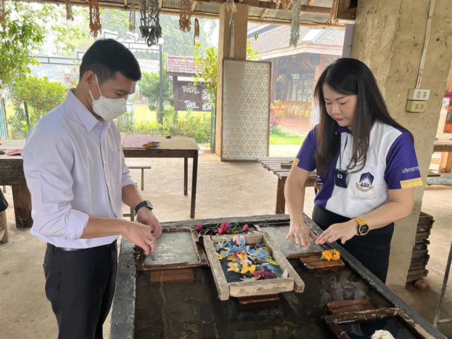 นิสิตหลักสูตรการศึกษามหาบัณฑิต สาขาวิชาการบริหารการศึกษา เข้าศึกษาดูงานแหล่งการเรียนรู้เศรษฐกิจพอเพียง ณ ศูนย์การท่องเที่ยวชุมชนปางห้าโฮมสเตย์ตำบลเกาะช้าง จังหวัดเชียงราย
