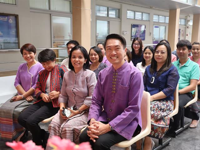 พิธีสระเกล้าดำหัวอธิการบดีและผู้อาวุโส 