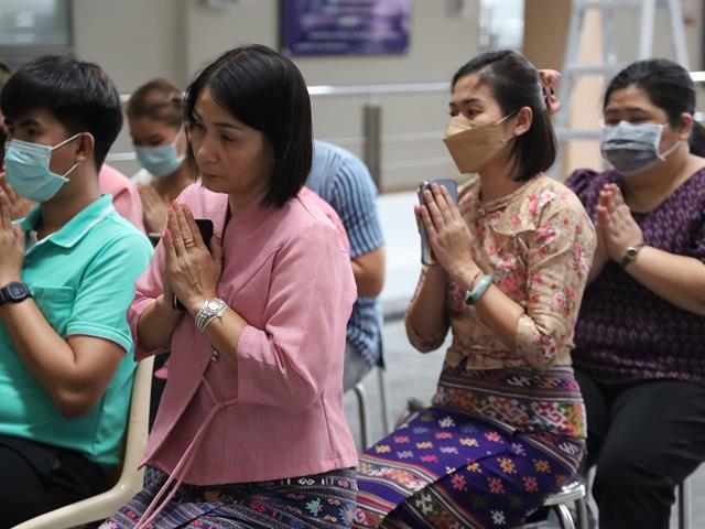 พิธีสระเกล้าดำหัวอธิการบดีและผู้อาวุโส 