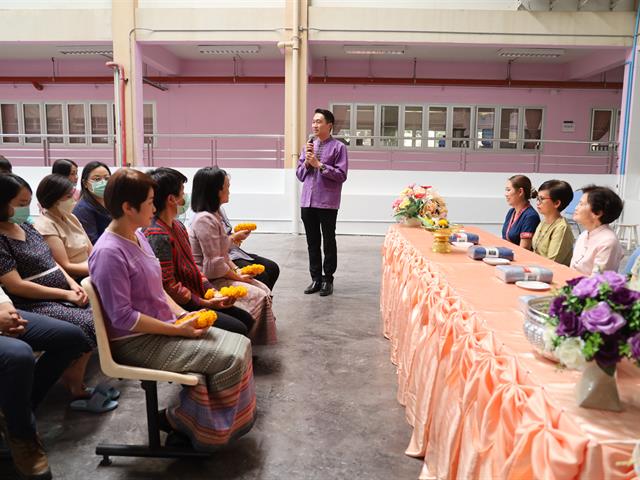พิธีสระเกล้าดำหัวอธิการบดีและผู้อาวุโส 