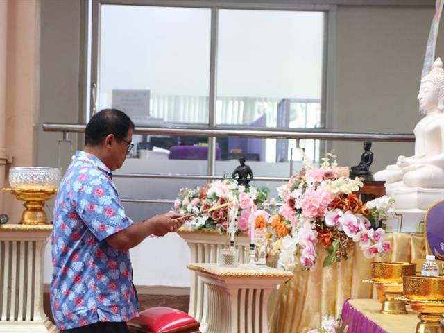คณะสาธารณสุขศาสตร์ ดำเนินกิจกรรมสืบสานประเพณีสงกรานต์ 2566 "ป๋าเวณีปี๋ใหม่เมือง" โดยจัดให้มีกิจกรรมทำบุญตักบาตร ถวายผ้าป่าเจดีย์ทราย และสรงน้ำพร