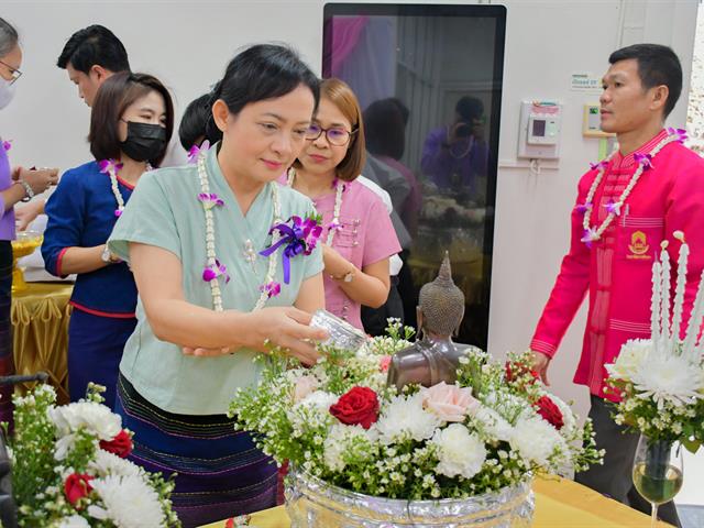 วิทยาลัยการศึกษา ดำเนินโครงการทำบุญวิทยาลัยการศึกษาและกิจกรรมประเพณีสงกรานต์ รดน้ำดำหัว ผู้บริหารและผู้อาวุโส ประจำปี พ.ศ. 2566