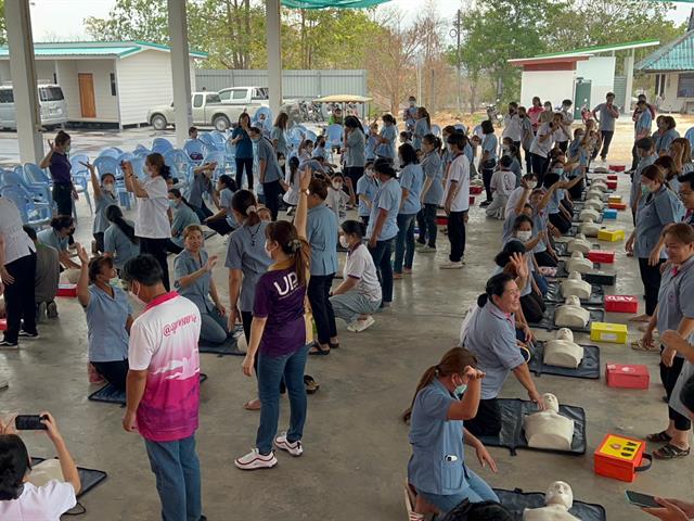 คณะสาธารณสุขศาสตร์ ดำเนินโครงการจิตอาสาของคณะสาธารณสุขศาสตร์ ภายใต้หัวข้อ "จิตอาสาสานพลังความรู้ เชื่อมพลังกาย ใส่ใจสุขภาพ”
