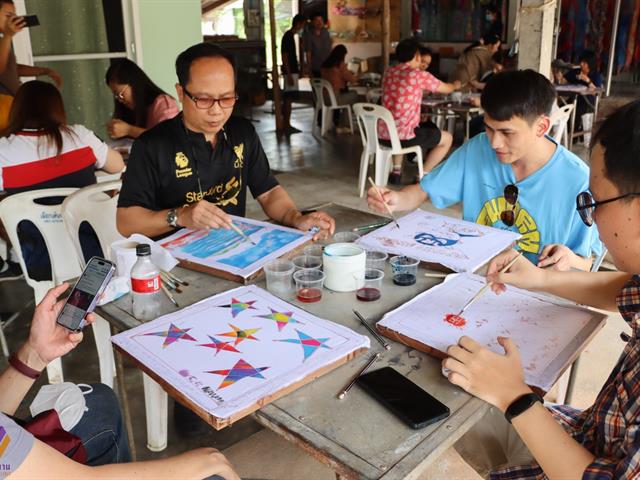 กองแผนงาน มหาวิทยาลัยพะเยา จัดโครงการพัฒนาองค์ความรู้สร้างความเป็นเลิศและกิจกรรมเพื่อสังคม (CSR) จิตอาสากำจัดขยะชายทะเลพัฒนาภูมิทัศน์