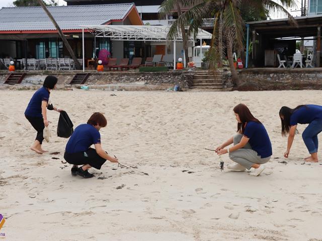 กองแผนงาน มหาวิทยาลัยพะเยา จัดโครงการพัฒนาองค์ความรู้สร้างความเป็นเลิศและกิจกรรมเพื่อสังคม (CSR) จิตอาสากำจัดขยะชายทะเลพัฒนาภูมิทัศน์
