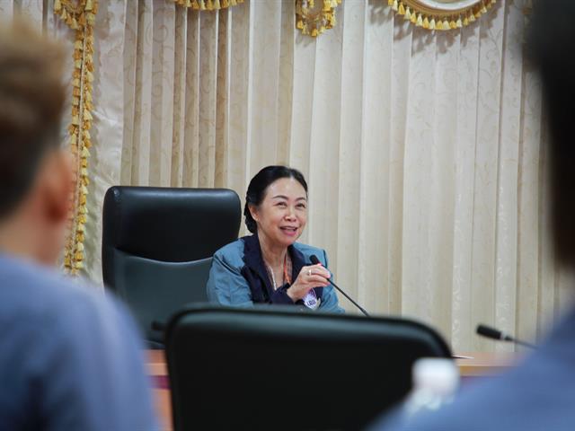 ให้โอวาทนักกีฬามหาวิทยาลัยพะเยา
