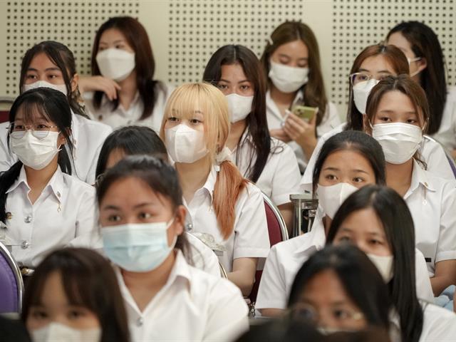 ม.พะเยา ต้อนรับนิสิตใหม่ “ฟ้ามุ่ยช่อที่ 13”