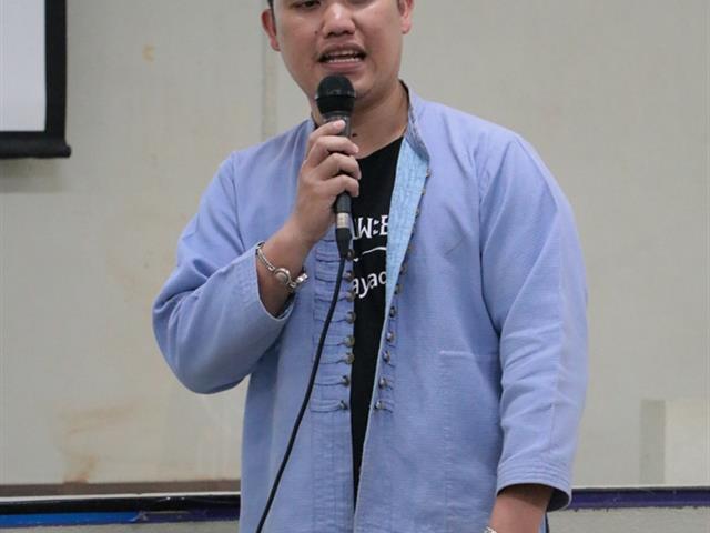 คณะรัฐศาสตร์และสังคมศาสตร์ 