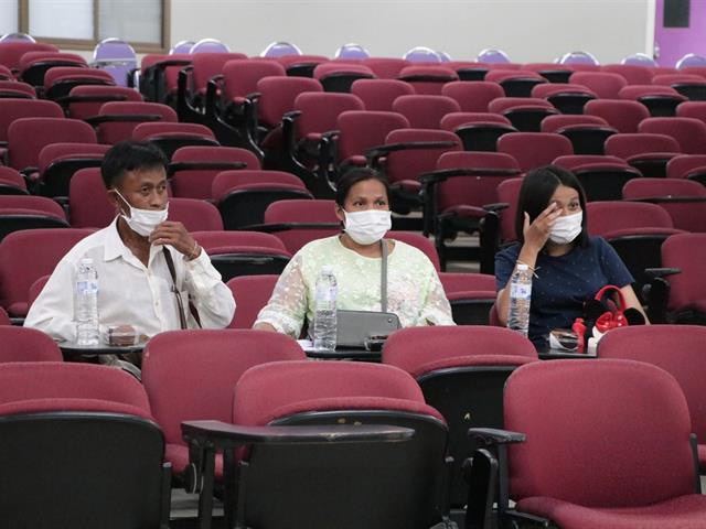 คณะรัฐศาสตร์และสังคมศาสตร์ 