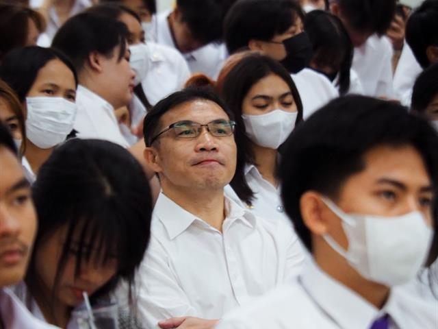 คณะนิติศาสตร์จัดโครงการปฐมนิเทศนิสิตใหม่ ชั้นปีที่ 1 ปีการศึกษา 2566  ณ ห้อง PKY3 อาคารเรียนรวมภูกามยาว เพื่อเป็นการเตรียมความพร้อมทั้งด้านวิชาการและทักษะการใช้ชีวิตในรั้วมหาวิทยาลัยของนิสิตชั้นปีที่ 1