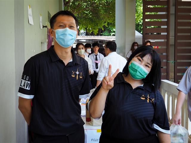 คณะนิติศาสตร์จัดโครงการปฐมนิเทศนิสิตใหม่ ชั้นปีที่ 1 ปีการศึกษา 2566  ณ ห้อง PKY3 อาคารเรียนรวมภูกามยาว เพื่อเป็นการเตรียมความพร้อมทั้งด้านวิชาการและทักษะการใช้ชีวิตในรั้วมหาวิทยาลัยของนิสิตชั้นปีที่ 1