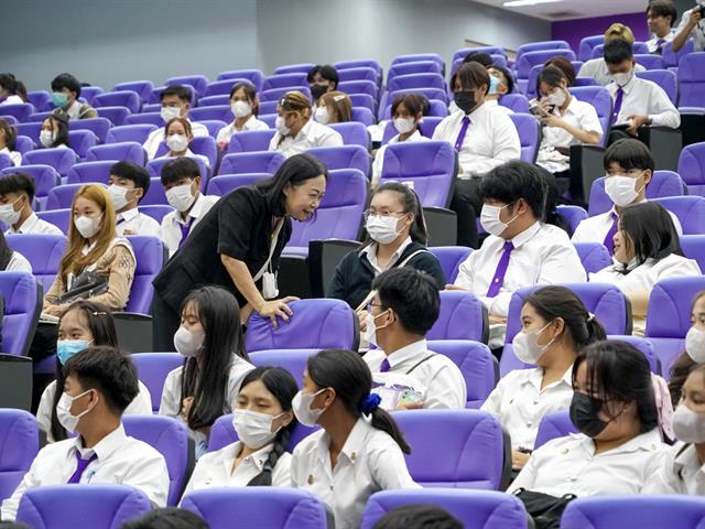 วิทยาลัยการศึกษา ดำเนินโครงการประชุมผู้ปกครองและปฐมนิเทศนิสิตใหม่ ประจำปีการศึกษา 2566