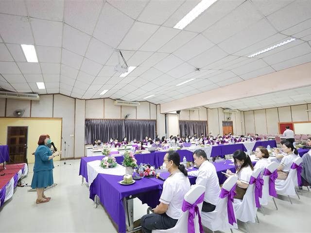 คณะรัฐศาสตร์และสังคมศาสตร์ 