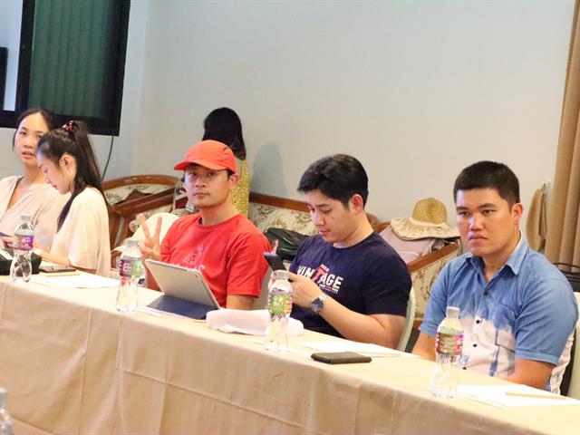 คณะรัฐศาสตร์และสังคมศาสตร์ 