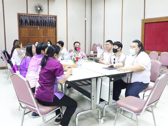 คณะรัฐศาสตร์และสังคมศาสตร์ 