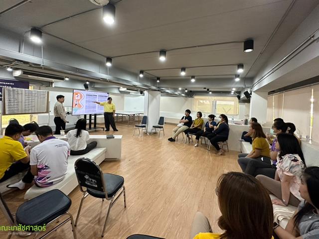 คณะเภสัชศาสตร์ การประยุกต์ใช้เกณฑ์คุณภาพการศึกษาเพื่อการดำเนินการที่เป็นเลิศ (EdPEx) ในการปฏิบัติงานของบุคลากรสายสนับสนุน