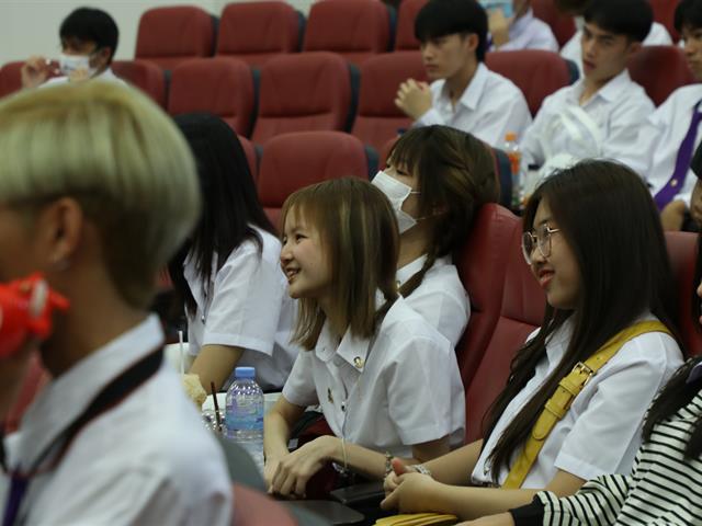 บุคลากร_คณะบริหารธุรกิจและนิเทศศาสตร์  