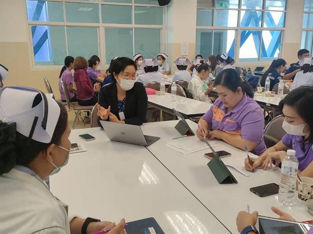 วิทยากรโครงการอบรมเชิงปฏิบัติการ เรื่อง “การพัฒนาศักยภาพแนวปฏิบัติทางการพยาบาล”