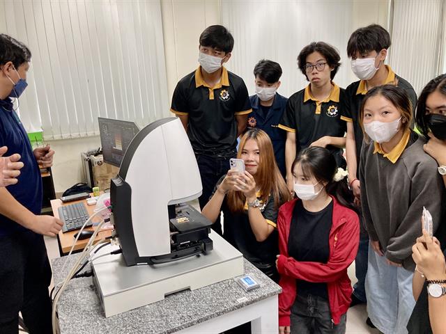 บุคลากรและนิสิตคณะวิศวกรรมศาสตร์เข้าร่วมอบรมเทคโนโลยีกล้องจุลทรรศน์แรง โดยบริษัท ภูดิศณ์เทค จำกัด