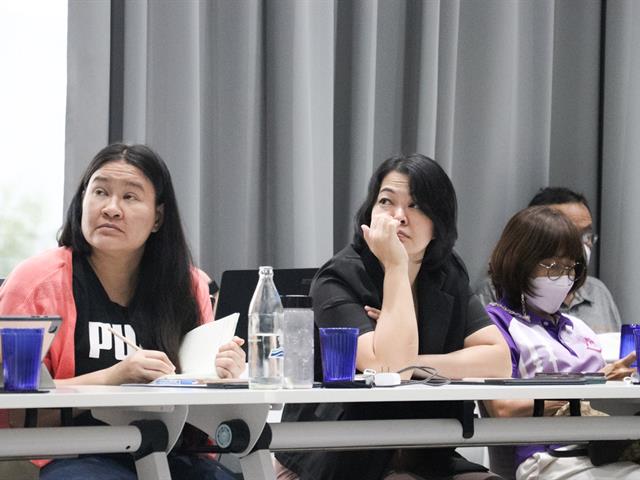 คณะรัฐศาสตร์และสังคมศาสตร์ 