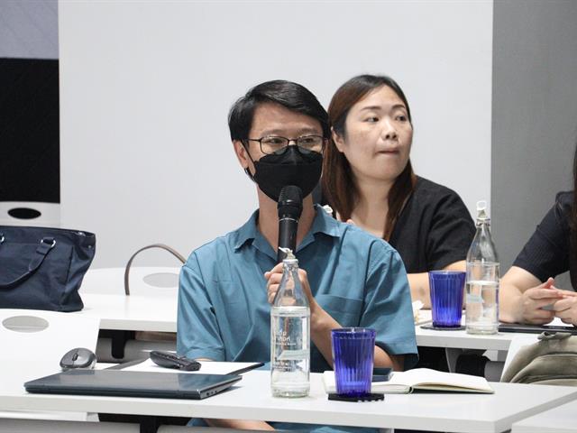 คณะรัฐศาสตร์และสังคมศาสตร์ 