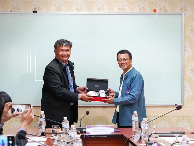 มหาวิทยาลัยพะเยา ต้อนรับคณะศึกษาดูงานจาก มหาวิทยาลัยนเรศวร เรียนรู้การเป็นมหาวิทยาลัยนอกระบบ