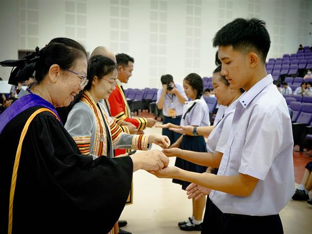 โรงเรียนสาธิตมหาวิทยาลัยพะเยา