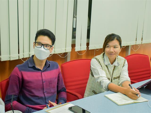 ภาพบรรยากาศการเรียนการสอนรายวิชา 177702 นวัตกรรมเทคโนโลยีดิจิทัลเพื่อการศึกษา สำหรับนิสิตระดับปริญญาโท หลักสูตรการศึกษามหาบัณฑิต สาขาหลักสูตรและการสอน