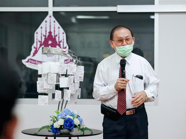 คณะรัฐศาสตร์และสังคมศาสตร์ 