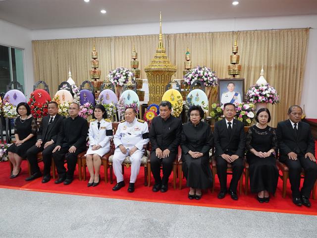 ร่วมงานพิธีสวดพระอภิธรรม นายณรงค์ศักดิ์ โอสถธนากร
