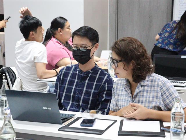 คณะรัฐศาสตร์และสังคมศาสตร์ 