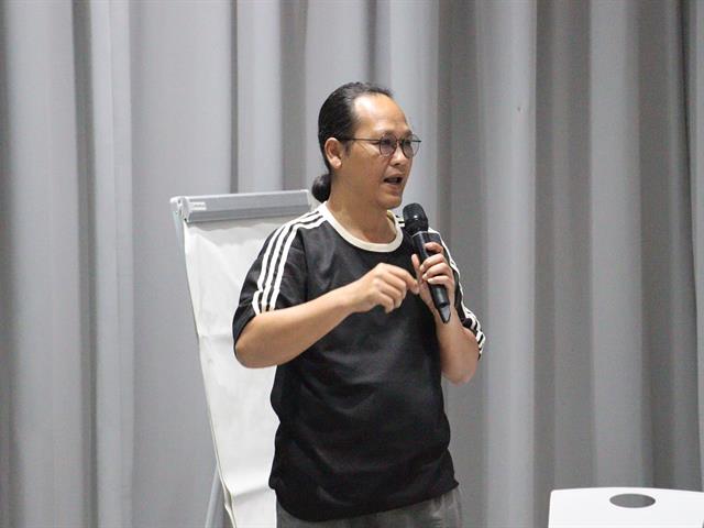 คณะรัฐศาสตร์และสังคมศาสตร์ 