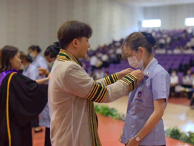 The white coat and pinning ceremony for community health students in academic year 2023