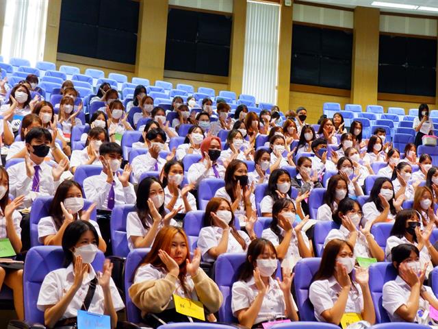 คณะวิทยาศาสตร์การแพทย์ รับน้อง