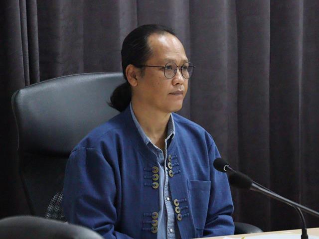 คณะรัฐศาสตร์และสังคมศาสตร์ 