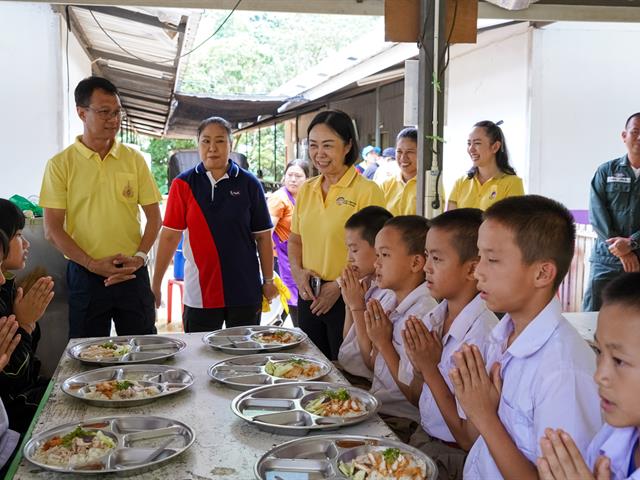 โครงการ UP CSV มหาวิทยาลัยพะเยา ศูนย์การเรียนตำรวจตระเวนชายแดนอินทรีอาสา (บ้านห้วยปุ้ม) 