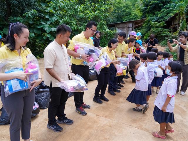โครงการ UP CSV มหาวิทยาลัยพะเยา ศูนย์การเรียนตำรวจตระเวนชายแดนอินทรีอาสา (บ้านห้วยปุ้ม) 