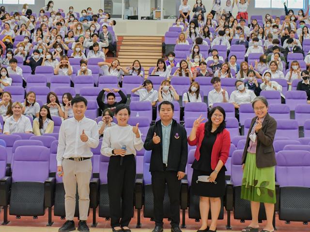 วิทยาลัยการศึกษา ดำเนินโครงการปฏิบัติการสอน ระดับปริญญาตรีกิจกรรมที่ 13 การสร้างความสัมพันธ์ระหว่างผู้ปกครอง โรงเรียนและชุมชน และการเขียนโครงการ สำหรับนิสิตปฏิบัติการวิชาชีพระหว่างเรียน