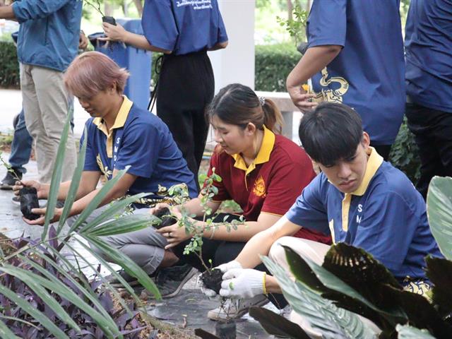 คณะรัฐศาสตร์และสังคมศาสตร์ 