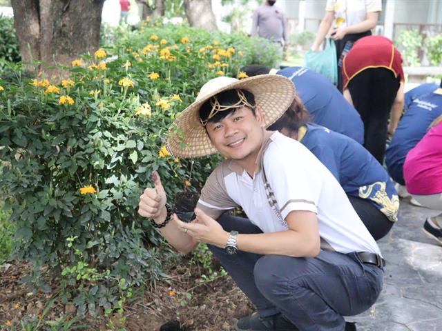 คณะรัฐศาสตร์และสังคมศาสตร์ 