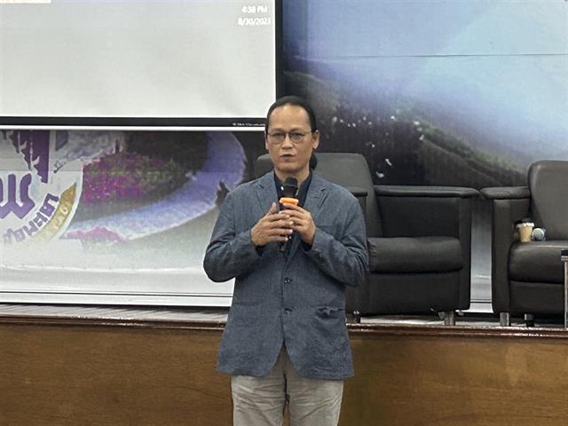 คณะรัฐศาสตร์และสังคมศาสตร์ 