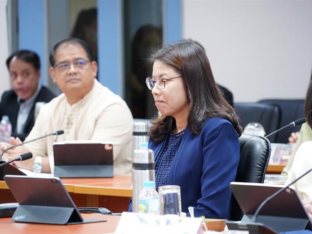 ติดตามและประเมินผลการดำเนินงานของหัวหน้าส่วนงาน