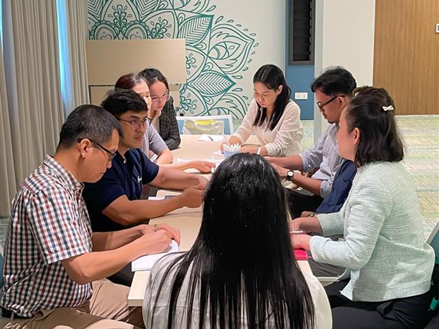 คณะศิลปศาสตร์ เข้าศึกษาดูงานและแลกเปลี่ยนเรียนรู้ด้านการพัฒนาสหกิจศึกษาและหลักสูตร ณ บริษัท ฮอลลิเดย์ วิลเลเจส (ประเทศไทย) จำกัด โรงแรมคลับเมด ภูเก็ต