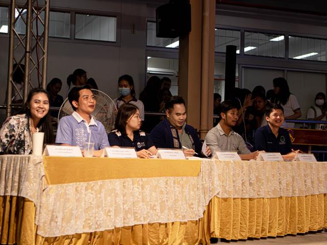คณะสาธารณสุขศาสตร์ และสโมสรนิสิตคณะสาธารณสุขศาสตร์ ได้จัดกิจกรรมกาดฮีลใจ#1 (ฮีลใจวัยทีน Strong Together) ณ ลานอเนกประสงค์คณะสาธารณสุขศาสตร์ 
